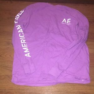 American Eagle L long sleeve t-shirt